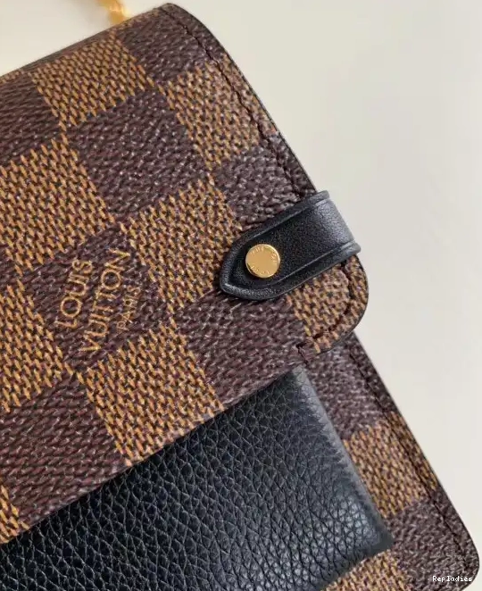 Cheap WALLET CHAIN LOUIS VUITTON VAVIN 0525